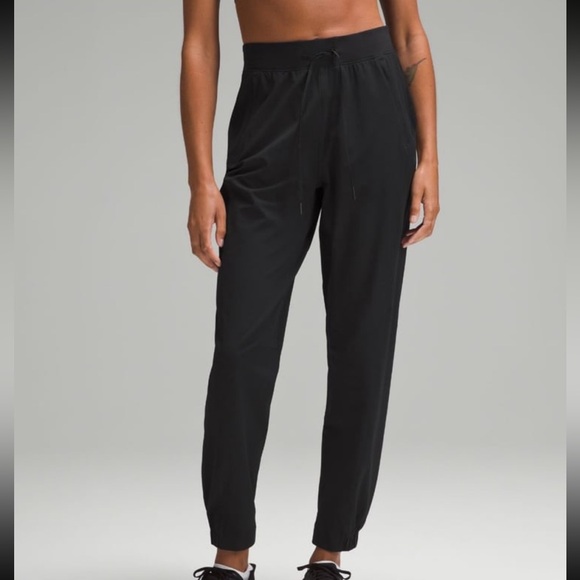 Lululemon License to Train High-Rise Pant - Picture 9 of 12